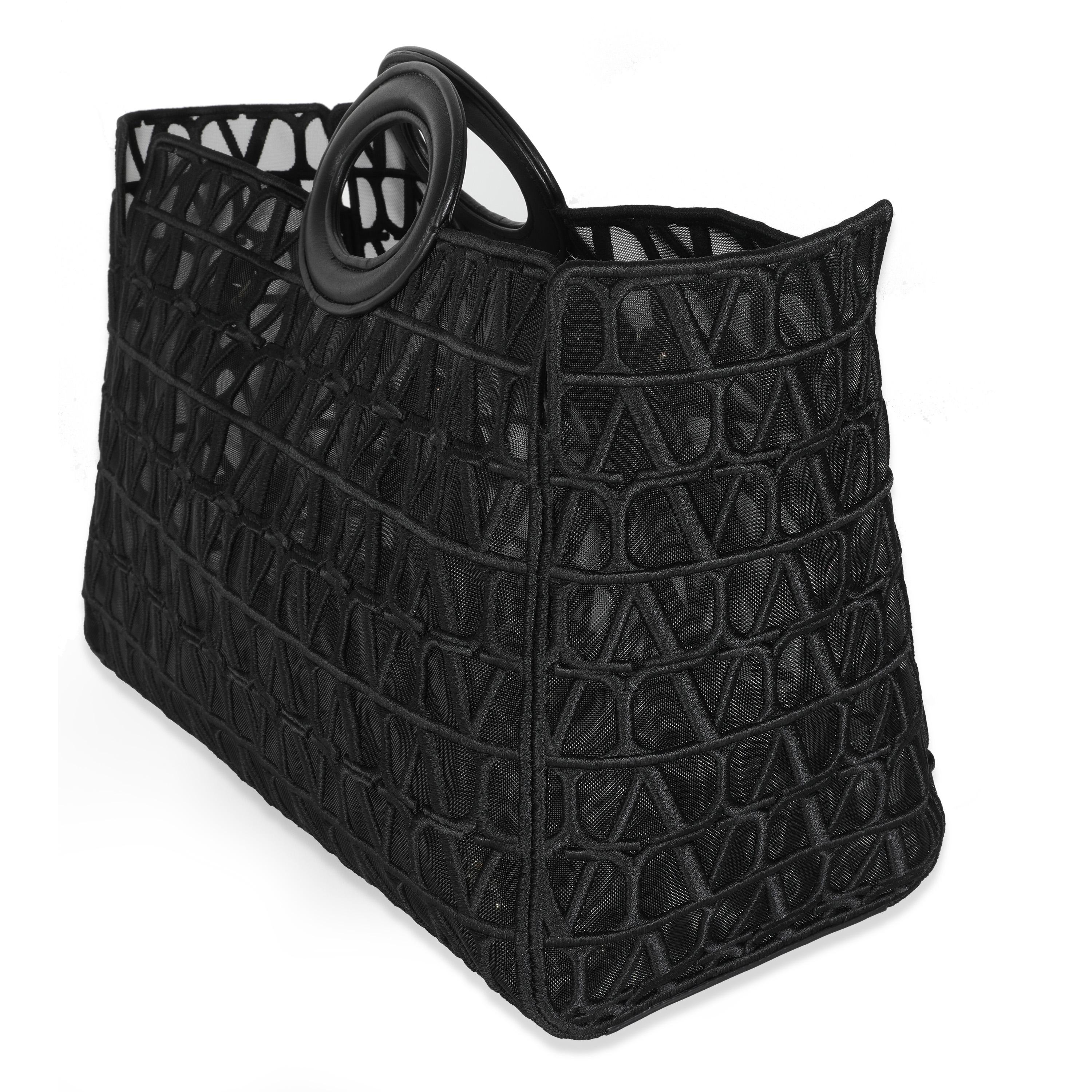 Valentino - Fourre-tout Le Troisieme en maille noire Excellent état - En vente à New York, NY