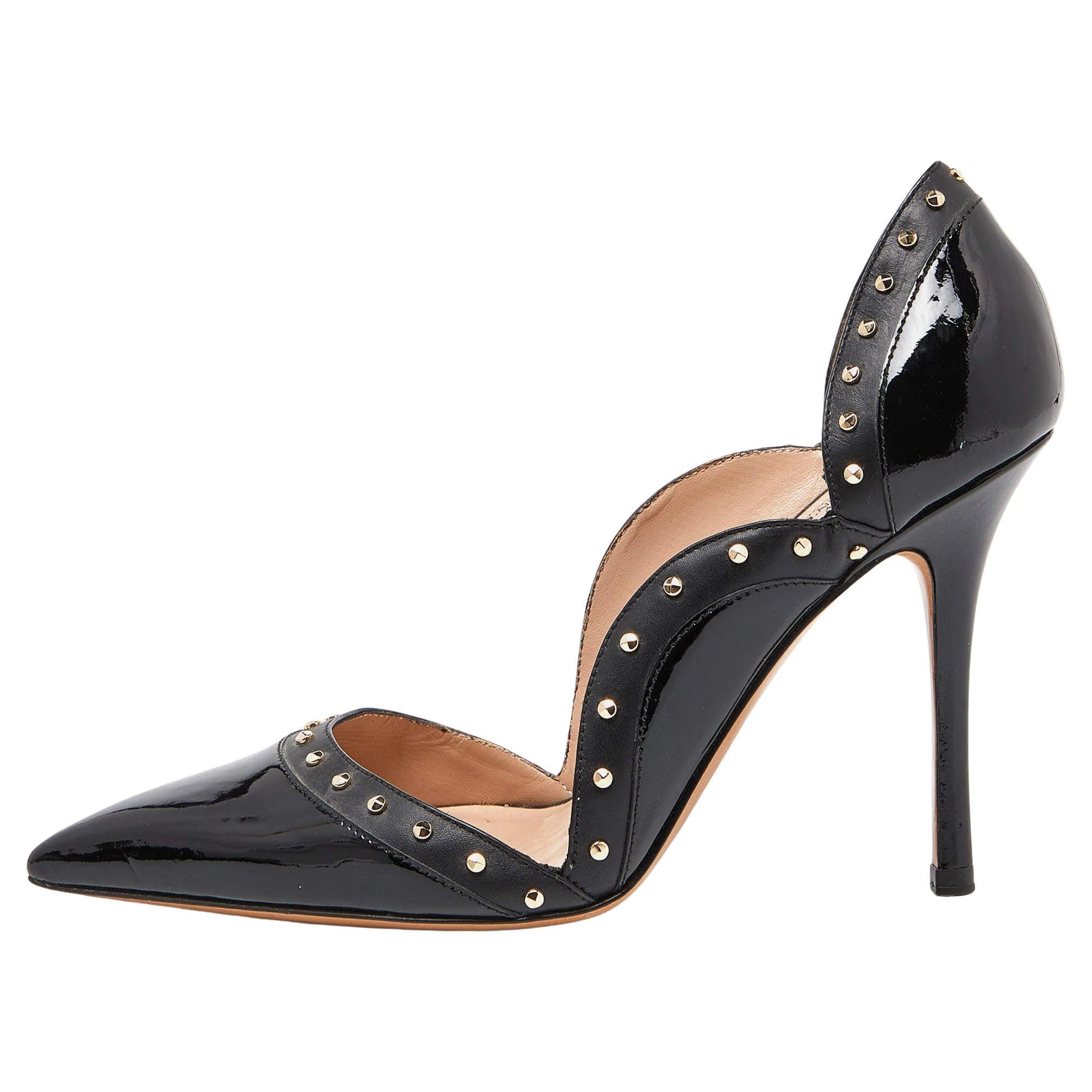 Valentino Black Patent and Leather Studded Pointed Toe Pumps Size 38 For Sale