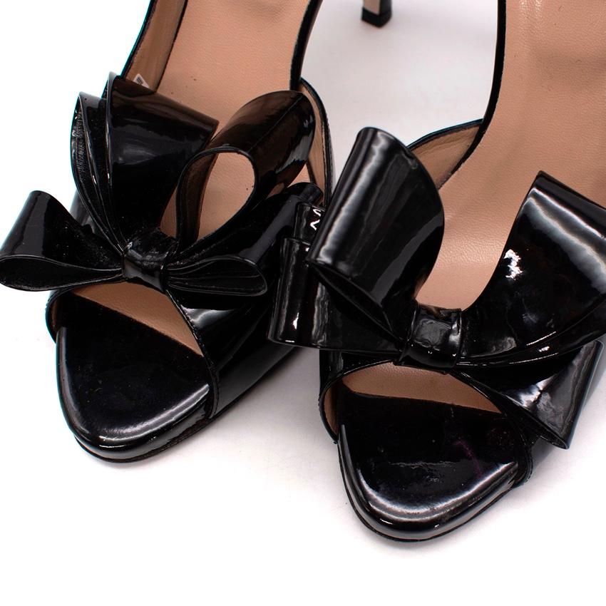 Valentino Black Patent Couture Bow D'Orsay Heeled Pumps In Excellent Condition For Sale In London, GB