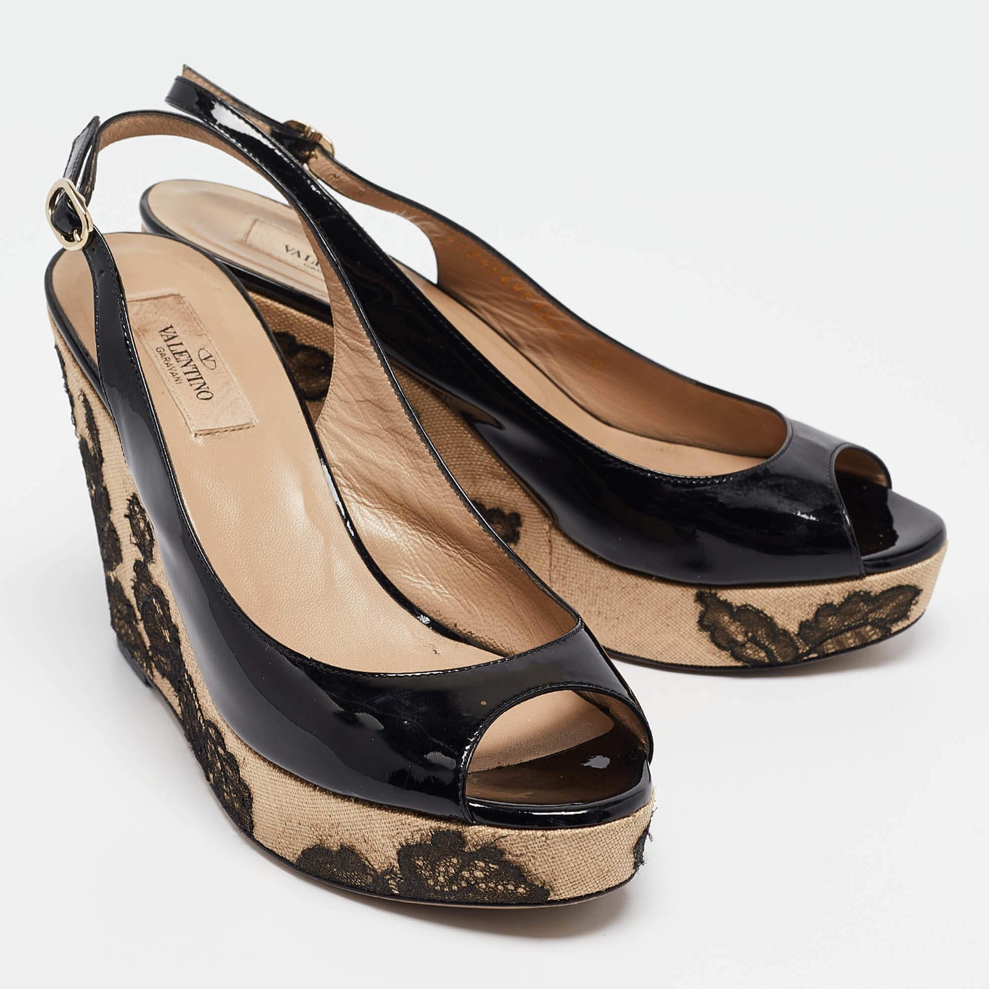 Women's Valentino Black Patent Leather and Lace Slingback Wedge Sandals Size 38 For Sale