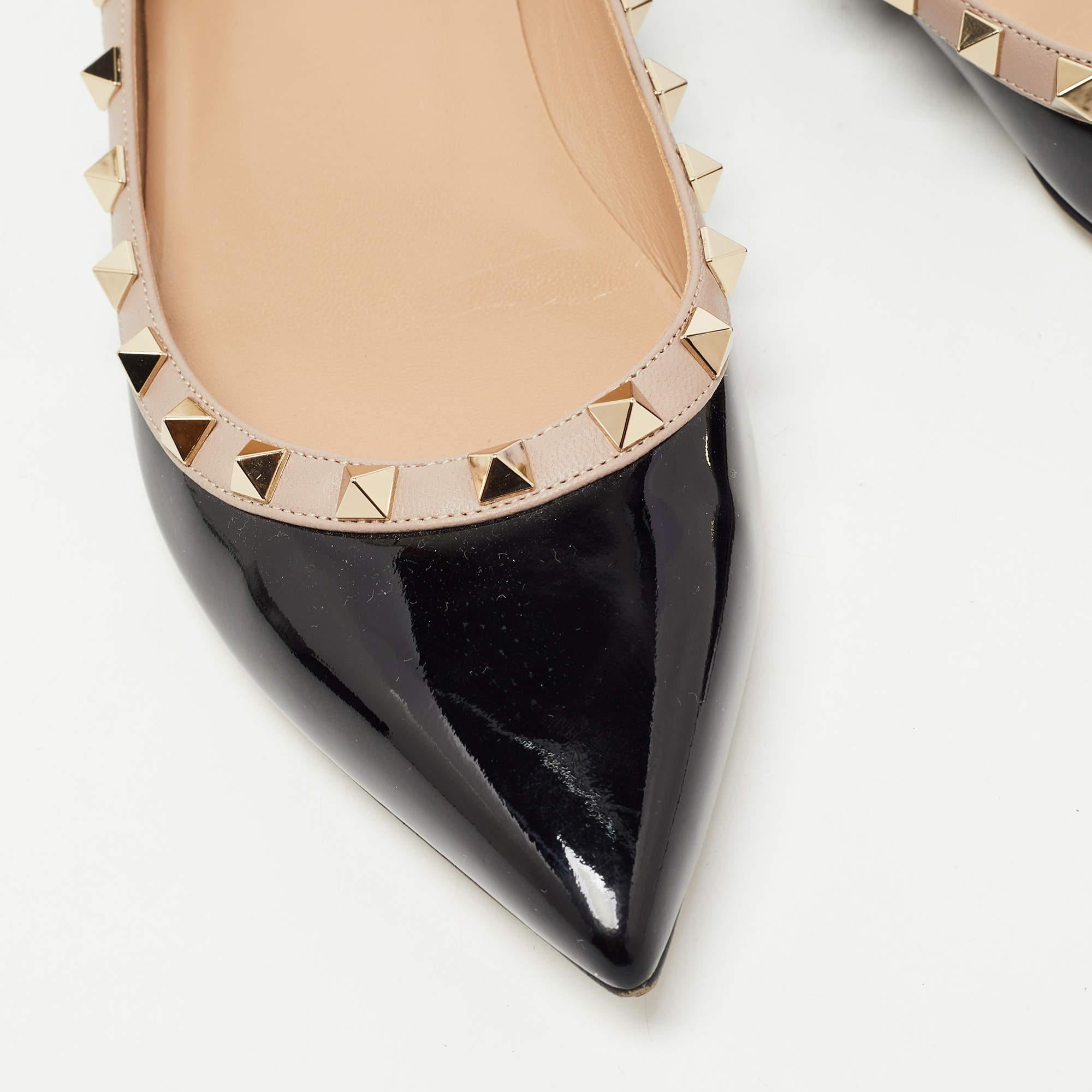 Valentino Black Patent Leather Rockstud Ballet Flats Size 39.5 In Excellent Condition In Dubai, Al Qouz 2