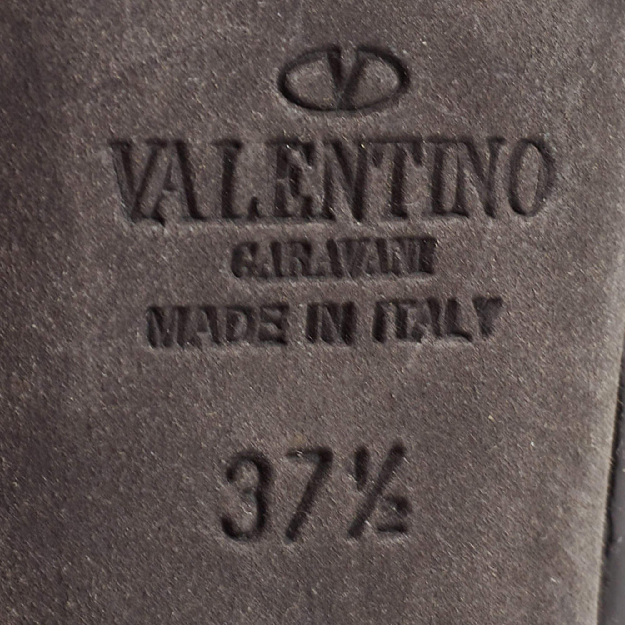 Women's Valentino Black Patent Leather Rockstud Pumps Size 37.5