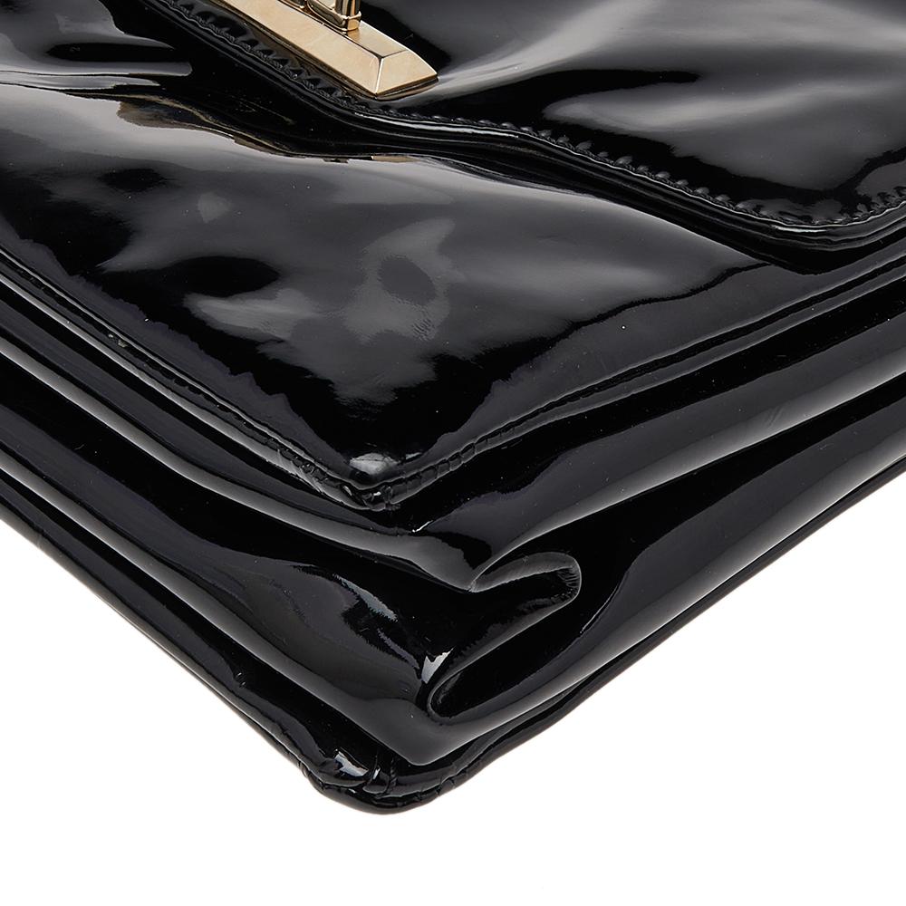 Valentino Black Patent Leather Shoulder Bag For Sale 7