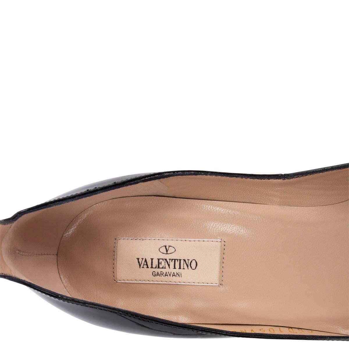 Black VALENTINO black patent leather TAN-GO Ankle Strap Pumps Shoes 40.5 For Sale