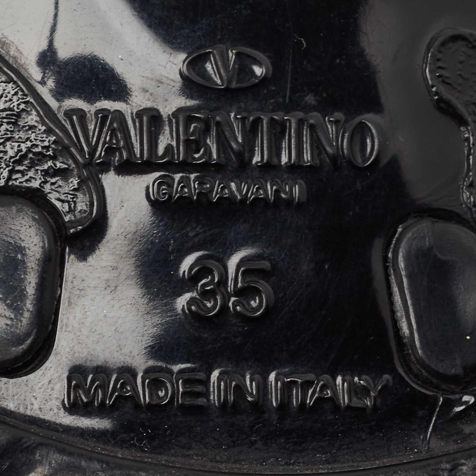 Valentino Rubber Bow Rockstud Thong Flats Taille 35 en vente 3