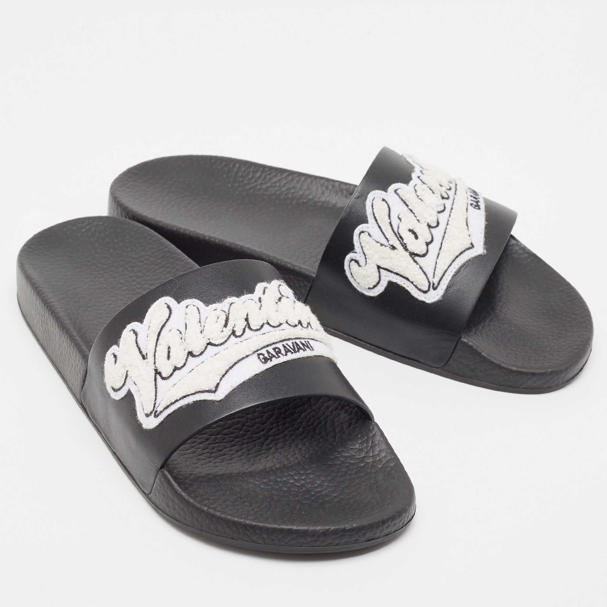 Valentino Black Rubber Logo Patch Pool Slide Flat Size 40 For Sale 1