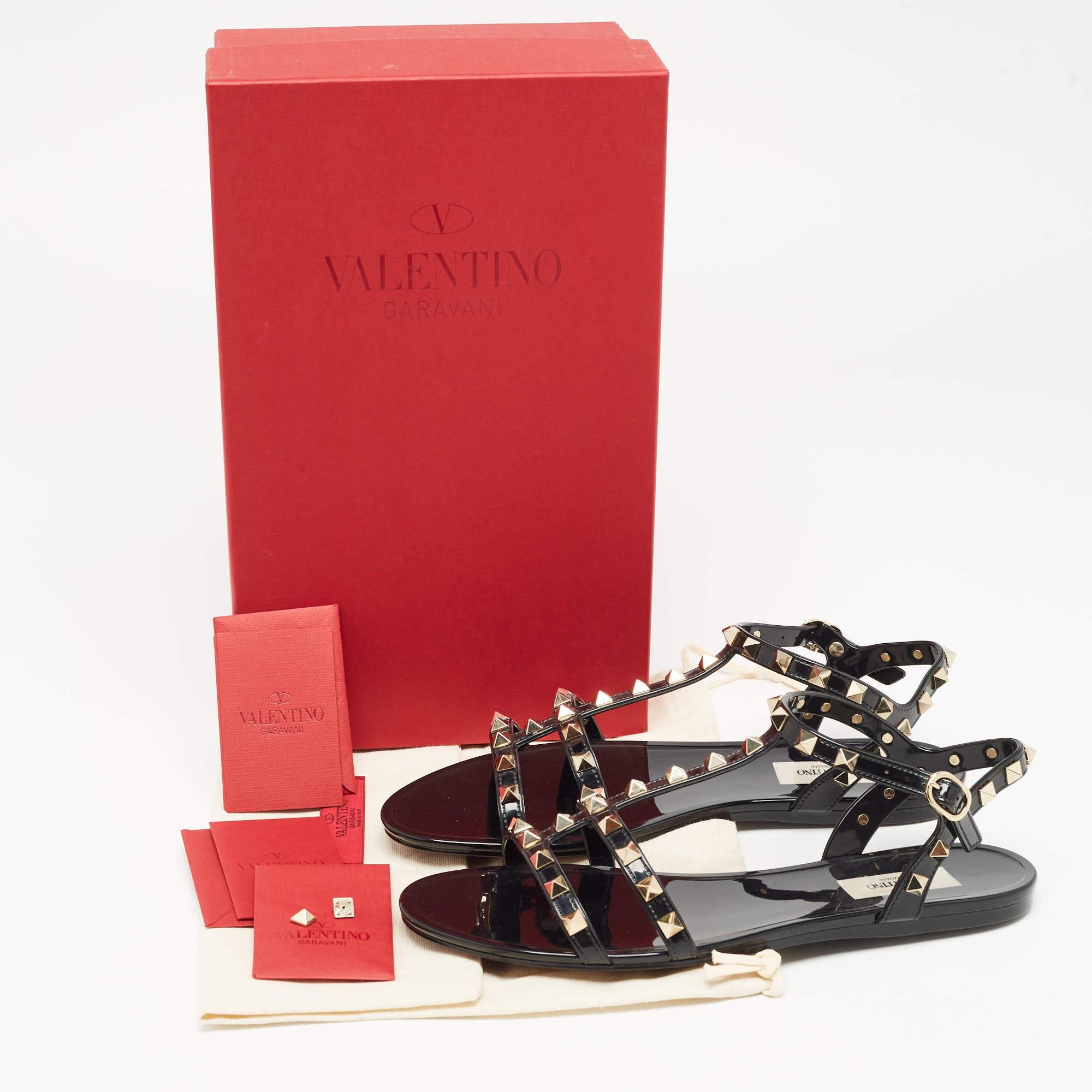 Valentino Black Rubber Rockstud Flat Sandals Size 39 3