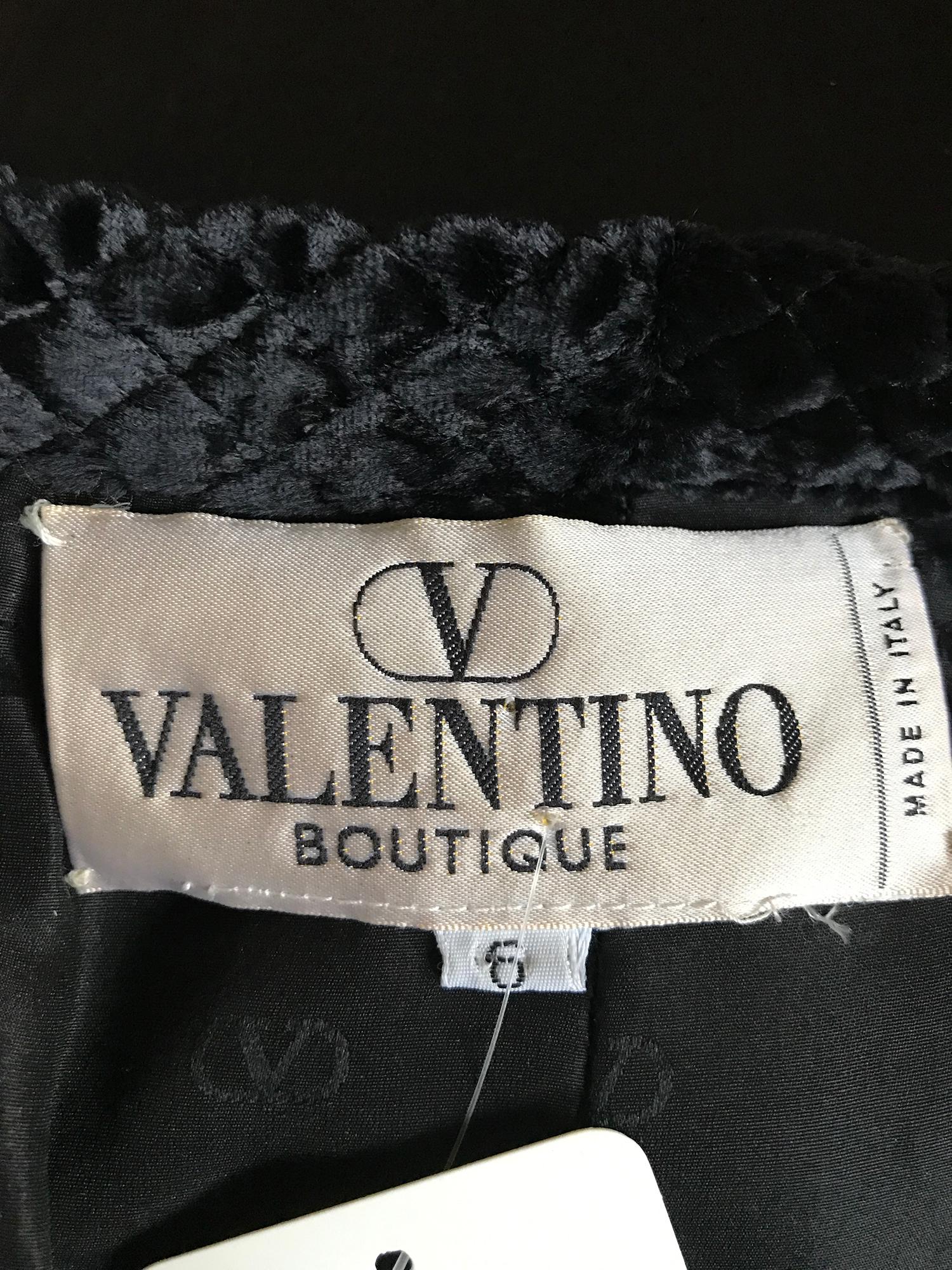Valentino Black Silk Fitted Jewel Button Evening Jacket 1990s For Sale 9
