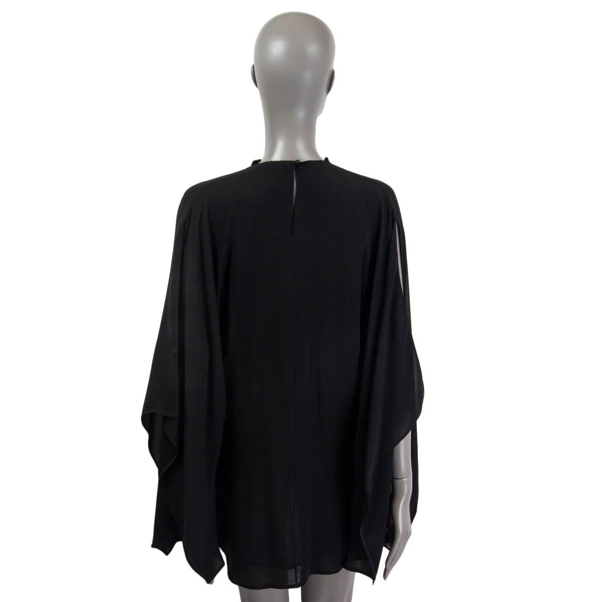 VALENTINO Mini-robe plissée à manches ouvertes en soie noire 38 XS Pour femmes en vente