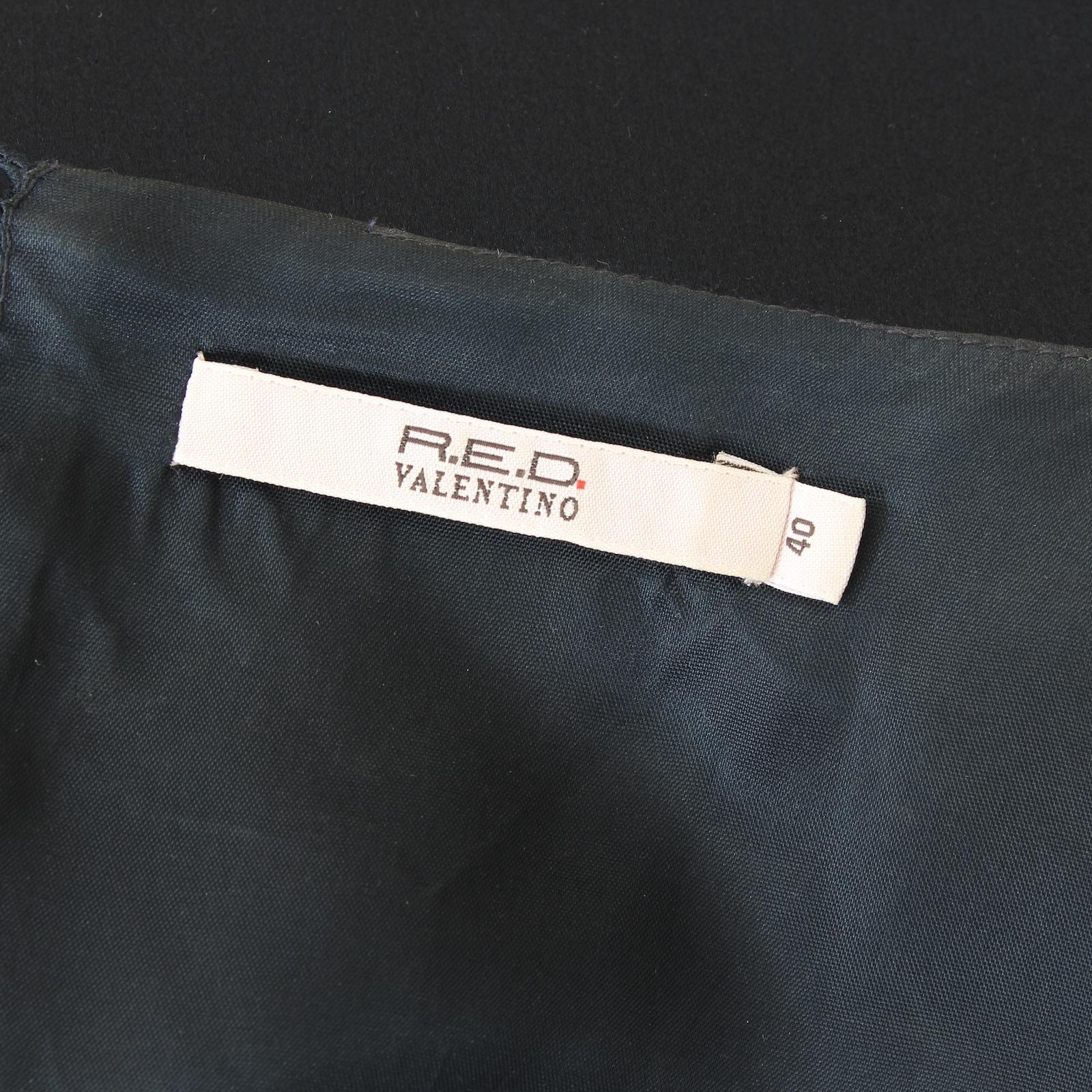 Valentino Black Silk Rhinestones Evening Sheath Dress 2000s For Sale 2