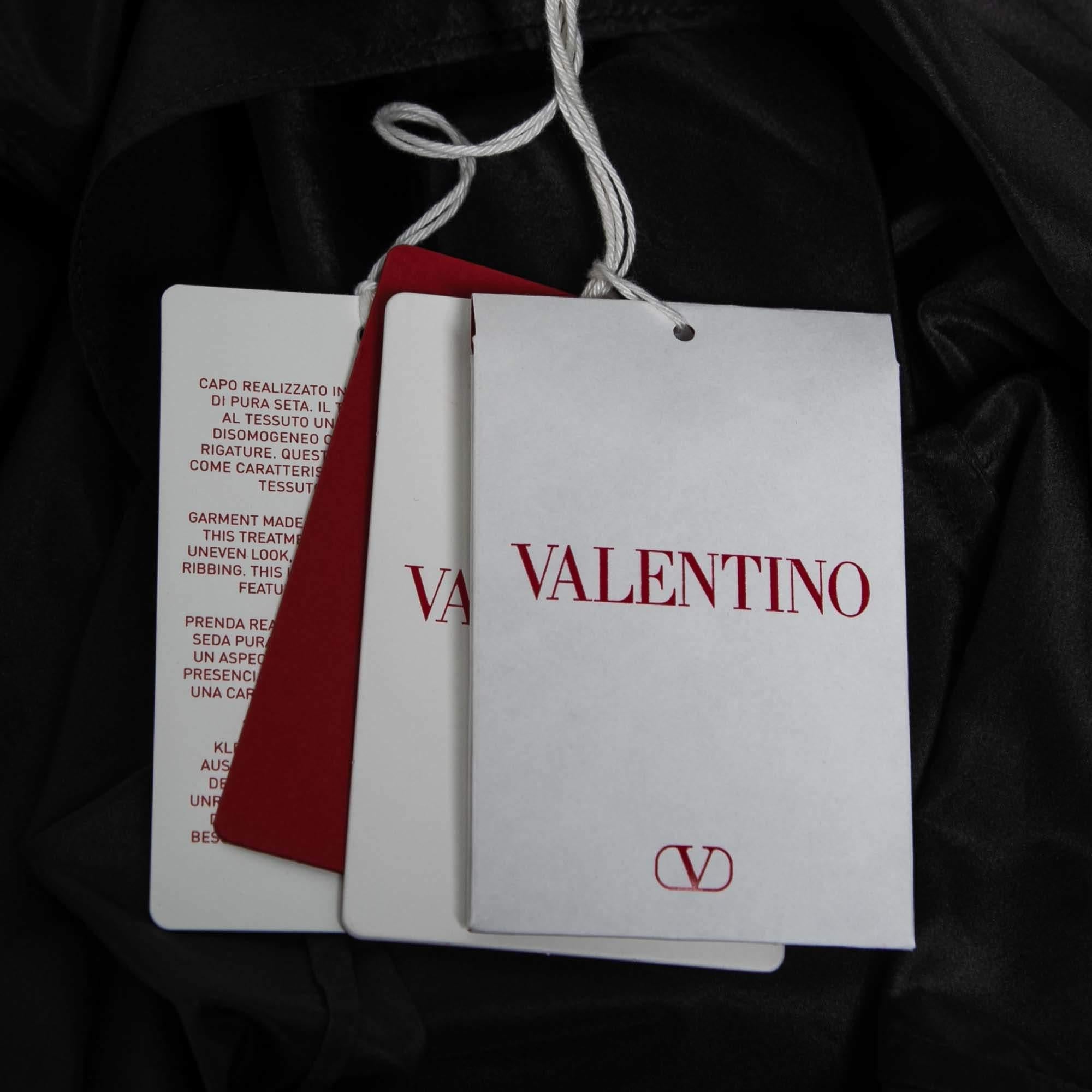Valentino Black Silk Short-Sleeve Shirt S For Sale 3
