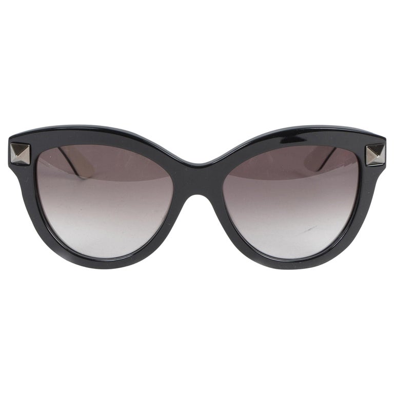 Valentino Black Stud Cat-Eye Sunglasses at 1stDibs | valentino stud ...