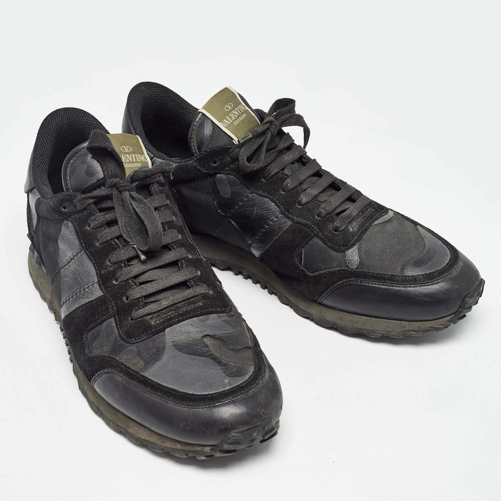 Men's Valentino Black Suede and Leather Rockrunner Sneakers Size 45 For Sale