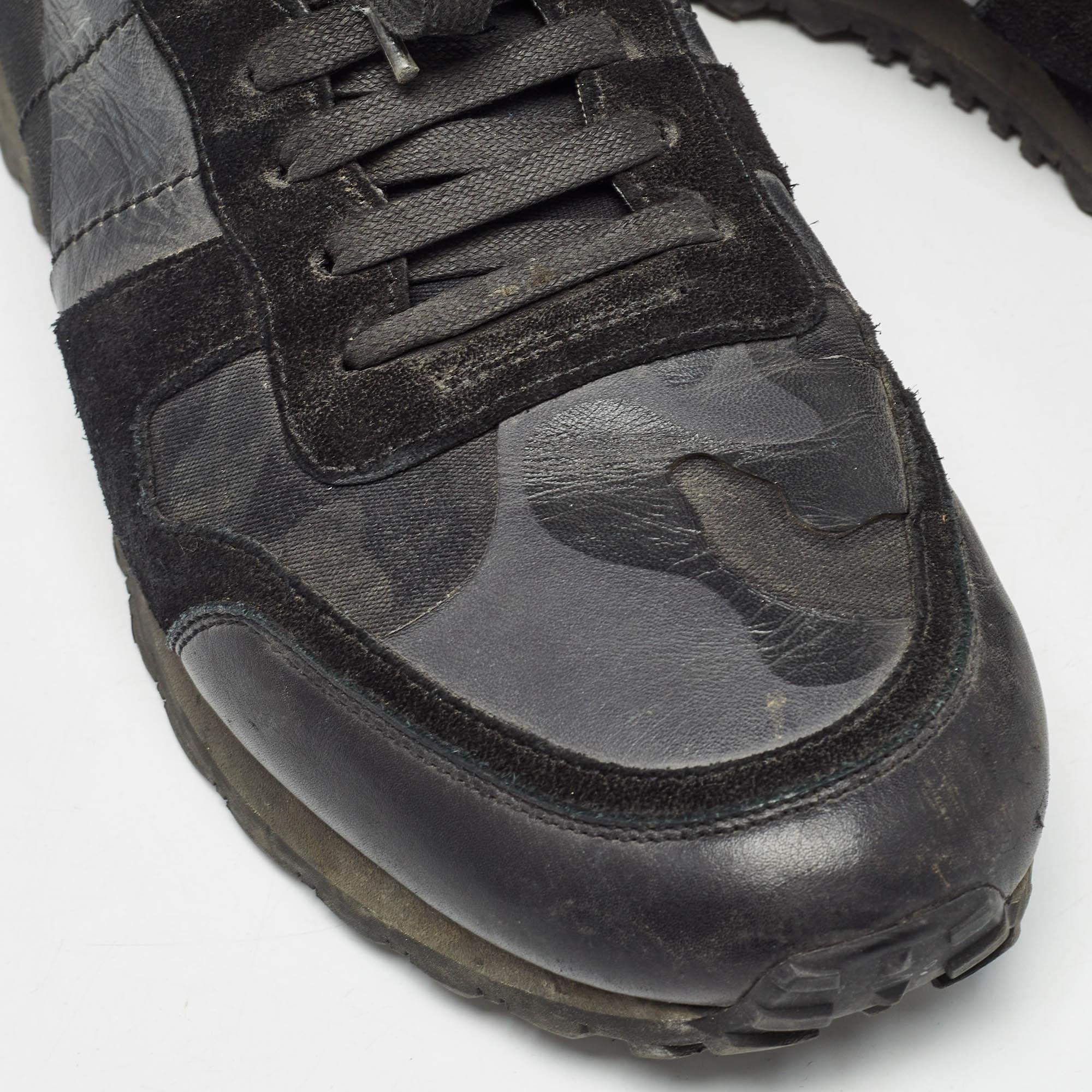 Valentino Black Suede and Leather Rockrunner Sneakers Size 45 For Sale 3