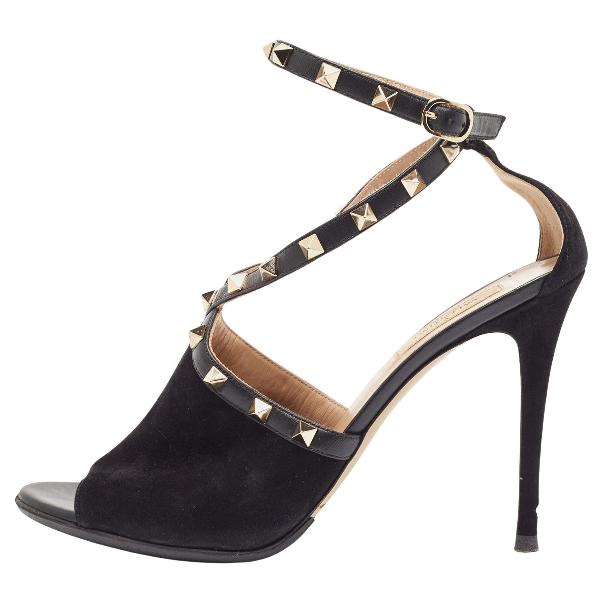 Valentino Black Suede and Leather Rockstud Ankle Strap Sandals Size 40 For Sale