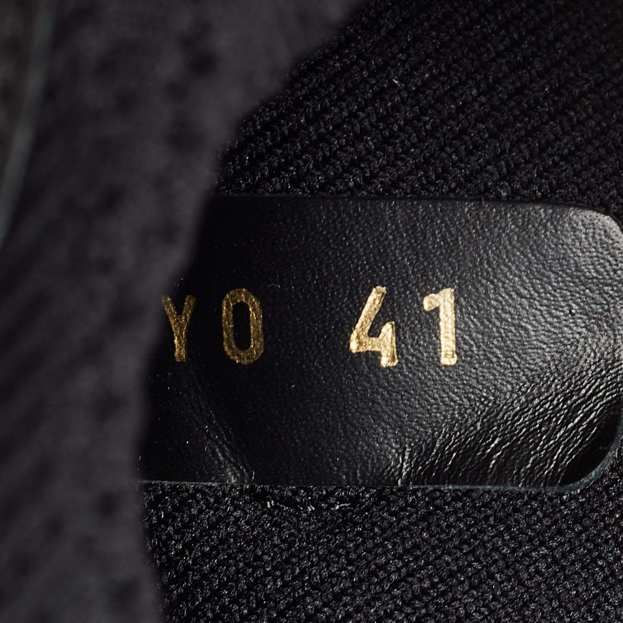 Valentino Black Suede and Leather Rockstud Sneakers Size 41 For Sale 3