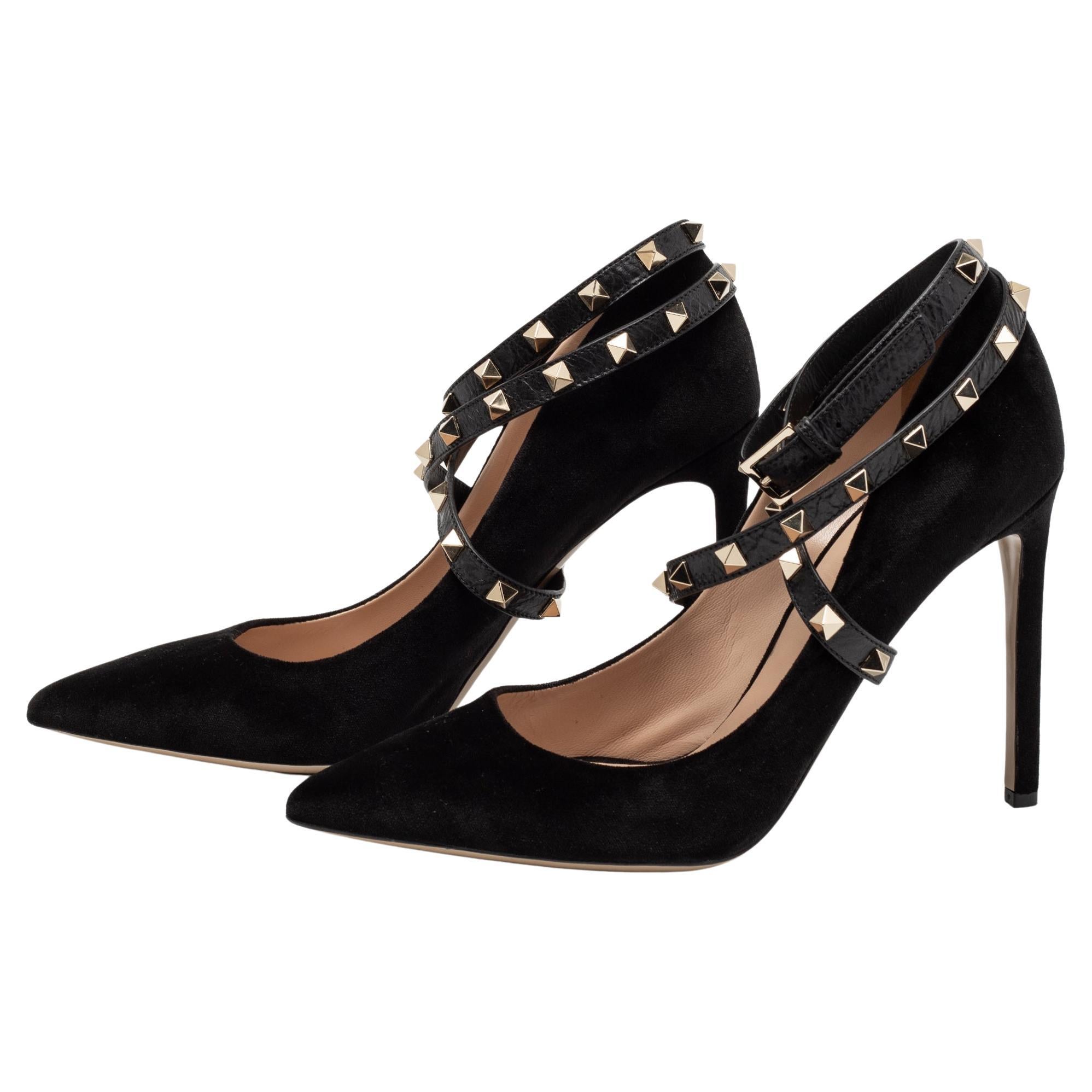 Valentino Black Velvet And Leather Rockstud Ankle Wrap Pointed Toe Pumps Size 41