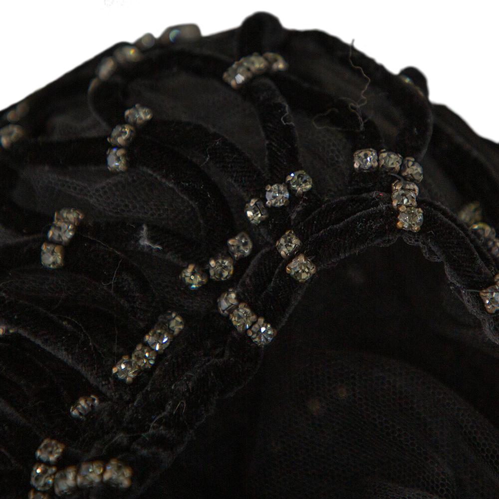 Valentino Black Velvet & Satin Embellished Cape Detail Ruffled Sleeveless Gown M In Good Condition In Dubai, Al Qouz 2