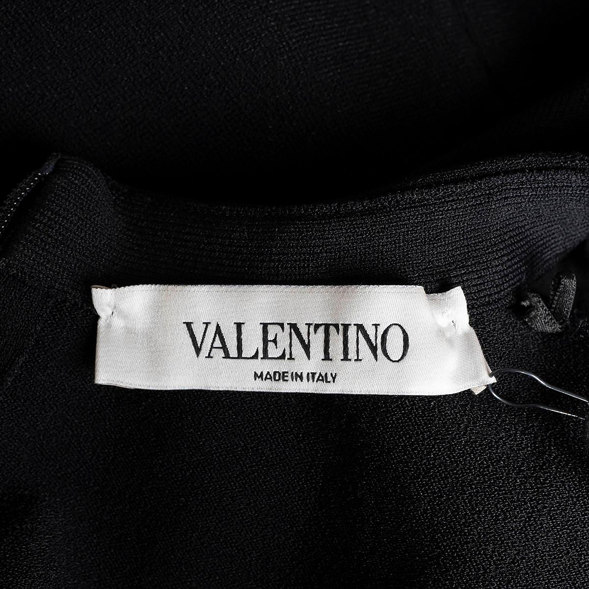 VALENTINO black viscose ROCKSTUD LACE PANELLED MINI Dress M For Sale 3