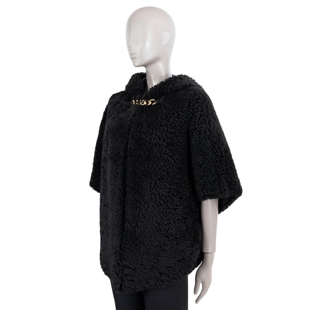 Women's VALENTINO black VLOGO CHAIN SHORT SLEEVE SHEARLING Cape Jacket 40 S For Sale