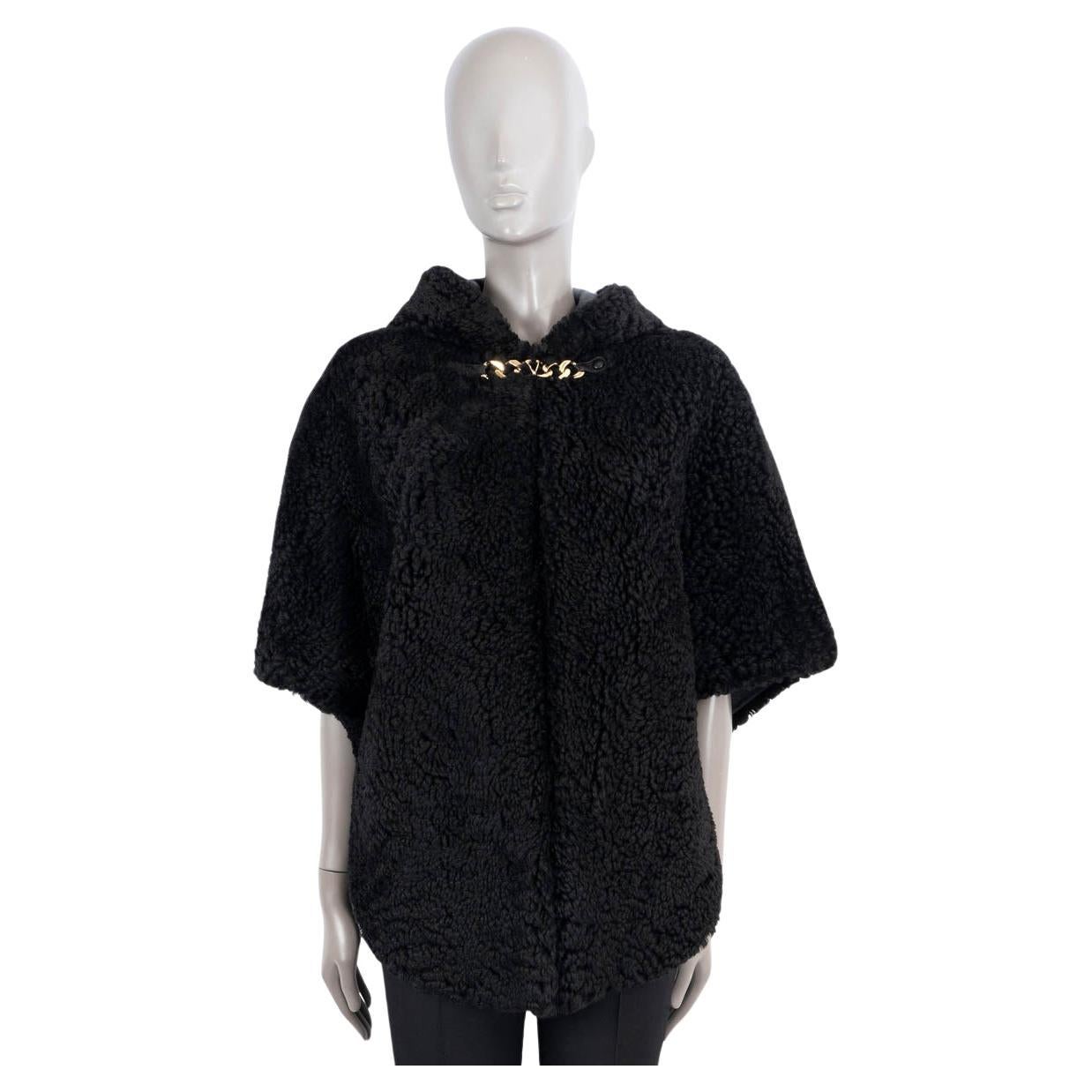 VALENTINO black VLOGO CHAIN SHORT SLEEVE SHEARLING Cape Jacket 40 S For Sale