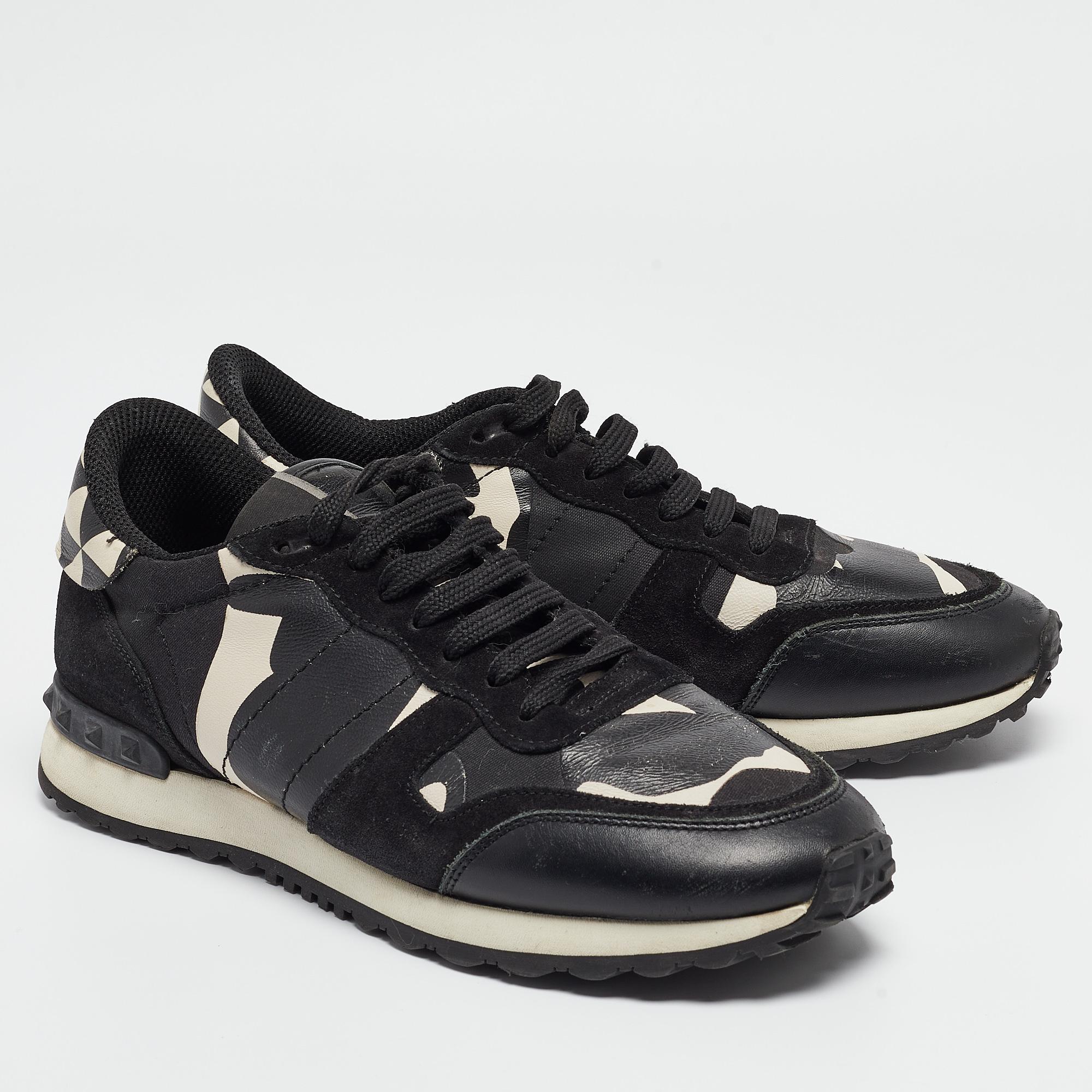 Valentino Schwarz/Weiß Camo Print Leder & Segeltuch Rockrunner Turnschuhe Größe 39,5 Damen im Angebot