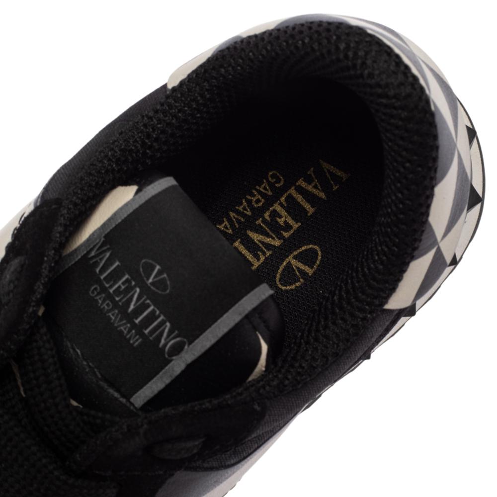Valentino Black/White Camouflage Suede Rockstud Trainer Sneakers Size 37.5 In New Condition In Dubai, Al Qouz 2