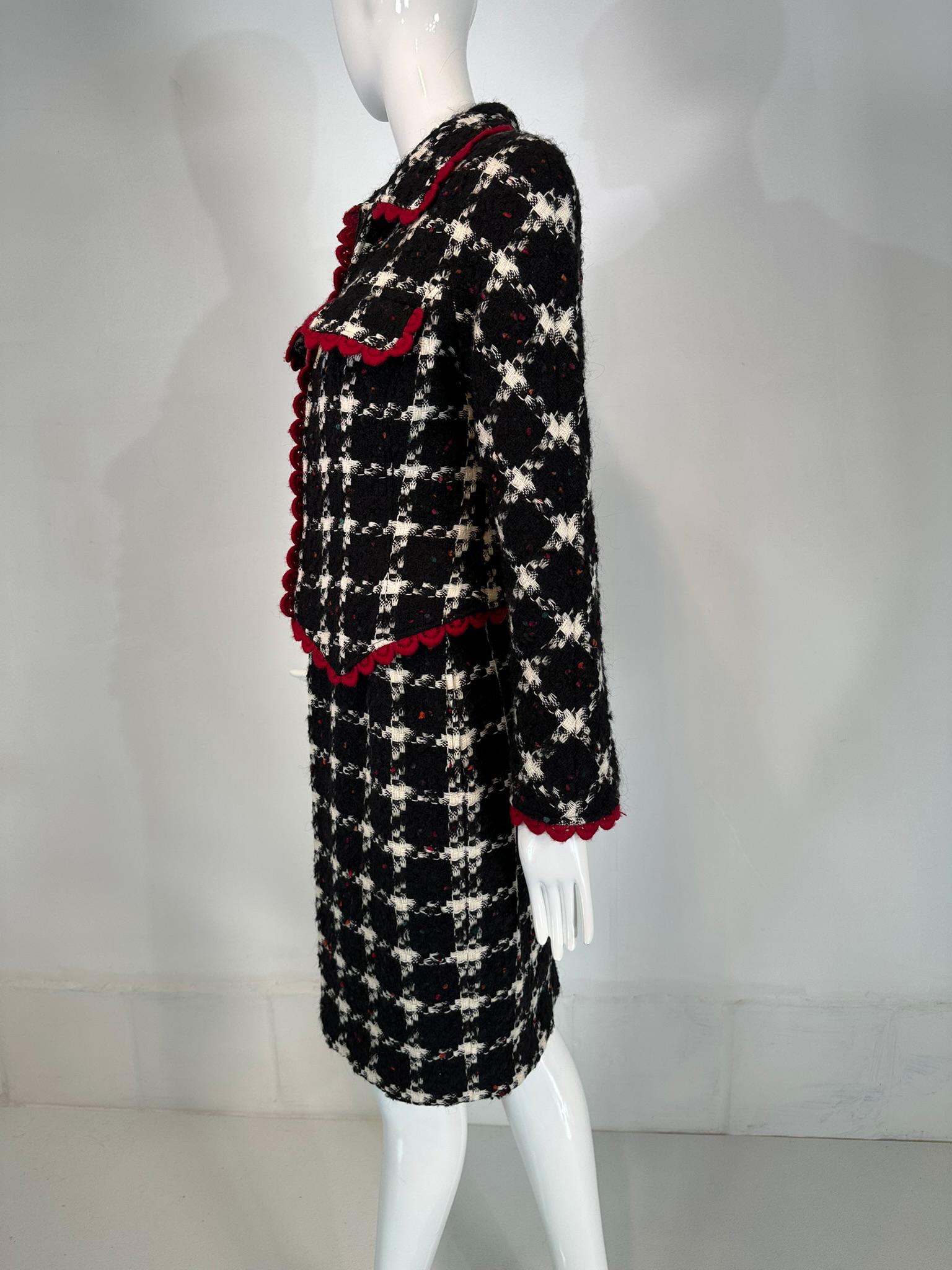 Women's Valentino Black & White Check Red Crochet Trim Zipper Front Jacket Skirt Suit 44 For Sale