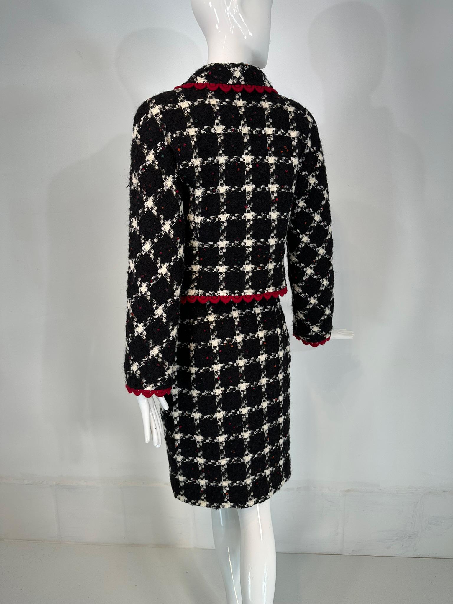Valentino Black & White Check Red Crochet Trim Zipper Front Jacket Skirt Suit 44 For Sale 2