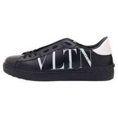Valentino Black/White Leather VLTN Rockstud Low Top Sneakers Size 43.5