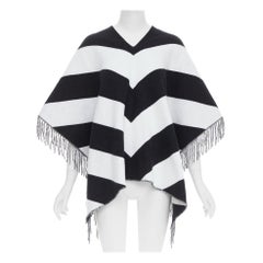 VALENTINO schwarz weiß gestreift Logo doppellagig Poncho Schal Oberteil