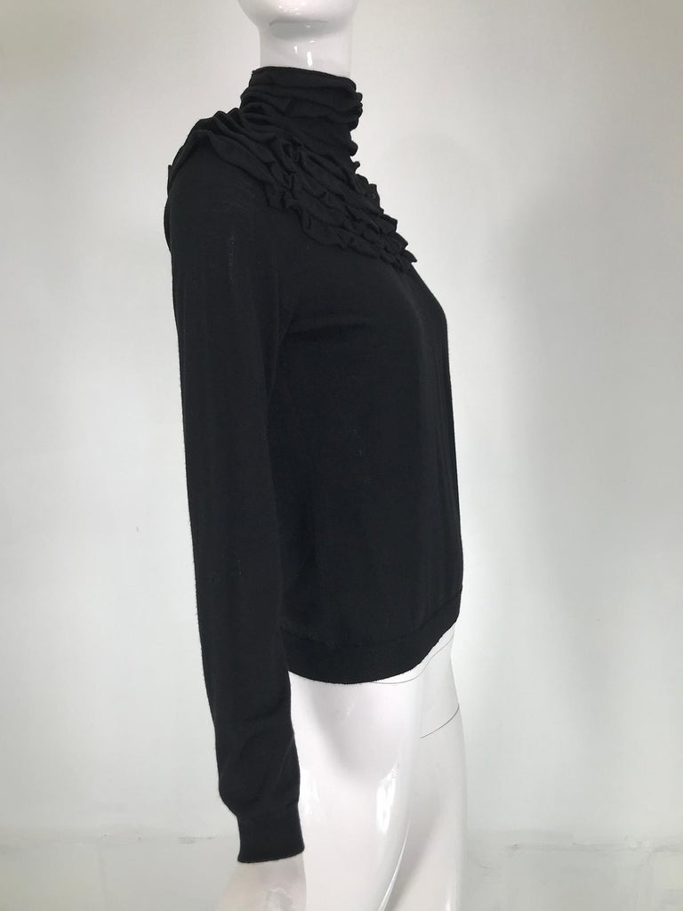 Valentino Black Wool Silk Cashmere Knit Shirred Turtle Neck Pull On Sweater  For Sale 6