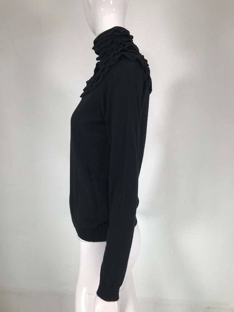 Valentino Black Wool Silk Cashmere Knit Shirred Turtle Neck Pull On Sweater  For Sale 1