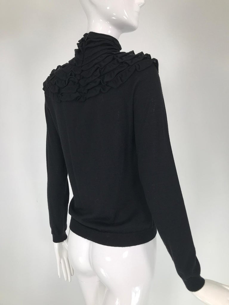 Valentino Black Wool Silk Cashmere Knit Shirred Turtle Neck Pull On Sweater  For Sale 4
