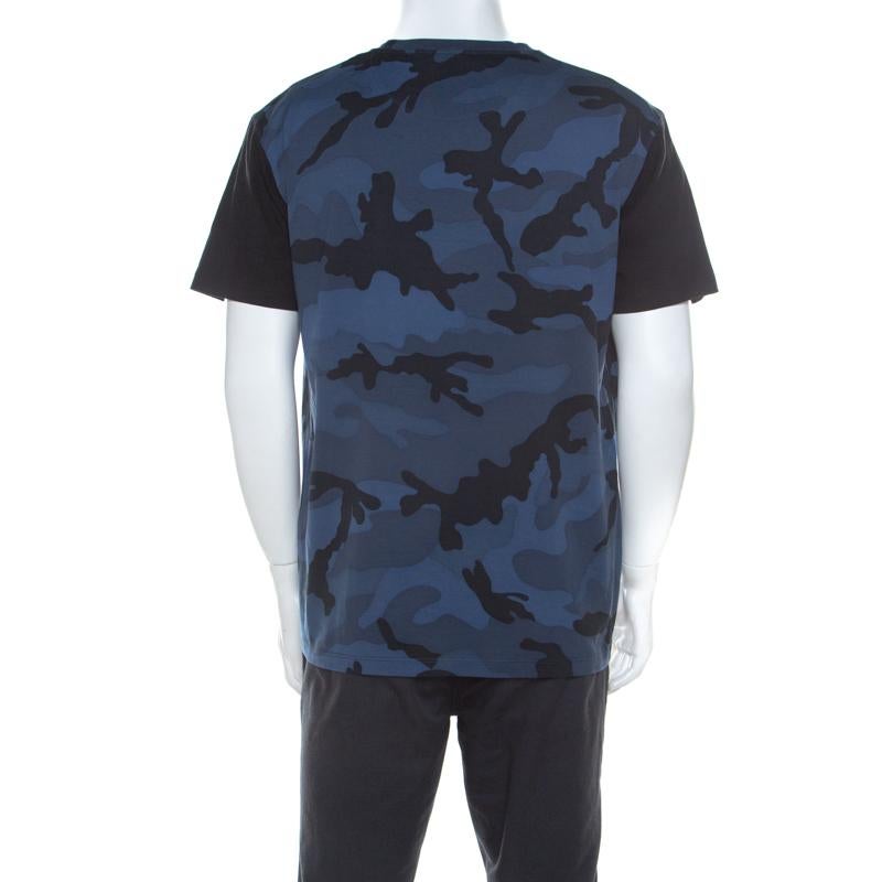 Made from 100% cotton to provide comfort, this blue T-shirt from Valentino makes a worthy buy. It has been designed with a round neck, short sleeves, and a camupanther print all over.

Includes: The Luxury Closet Packaging, Original Tag

