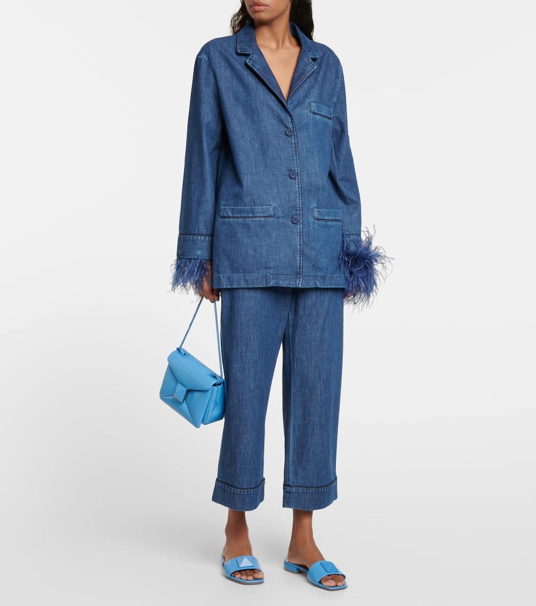 Pantalon de denim large 2023 en coton bleu de VALENTINO 40 S en vente 2