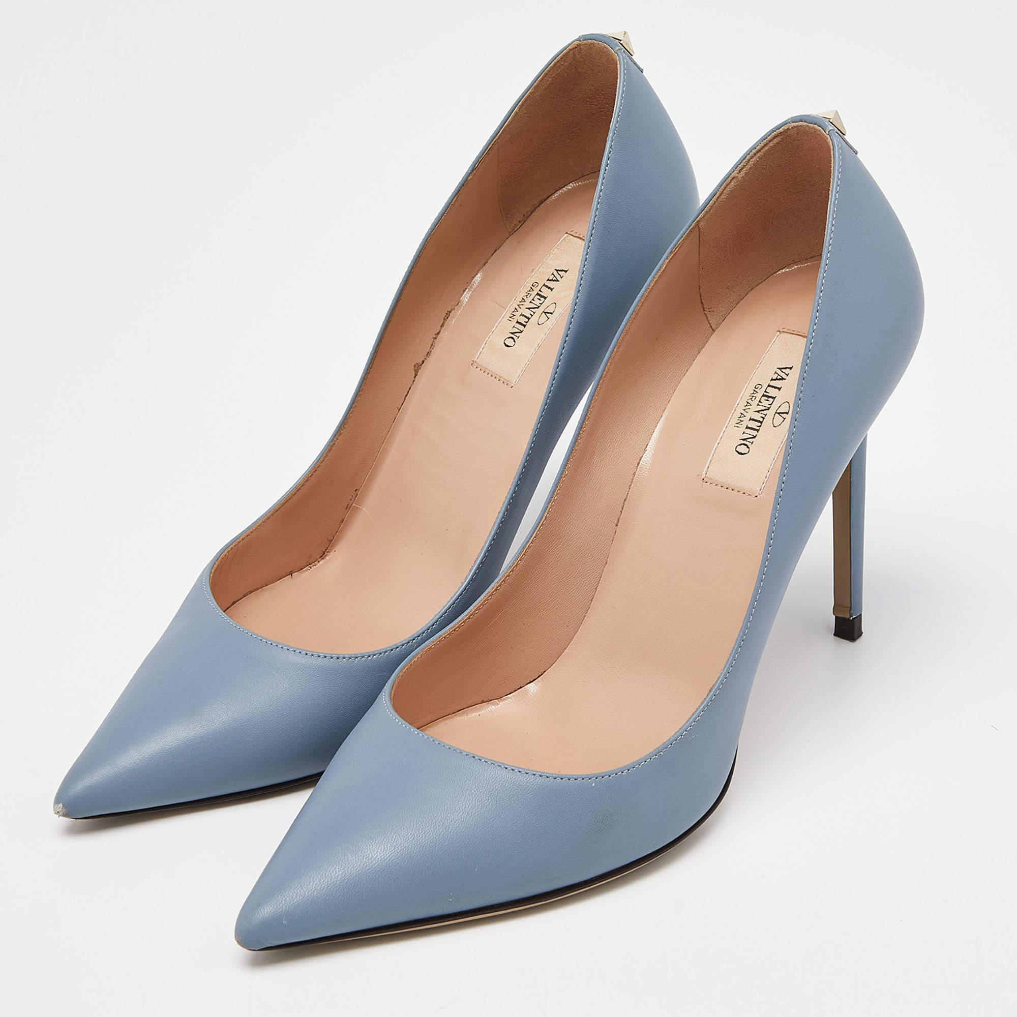Valentino Blue Leather Pointed Toe Pumps Size 39.5 For Sale 1
