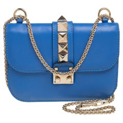 Valentino - Mini sac à bandoulière Rockstud en cuir bleu avec fermeture à glissière