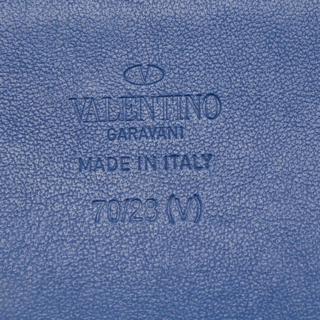 Valentino Blue Leather VLogo Waist Belt 70 CM In Good Condition In Dubai, Al Qouz 2