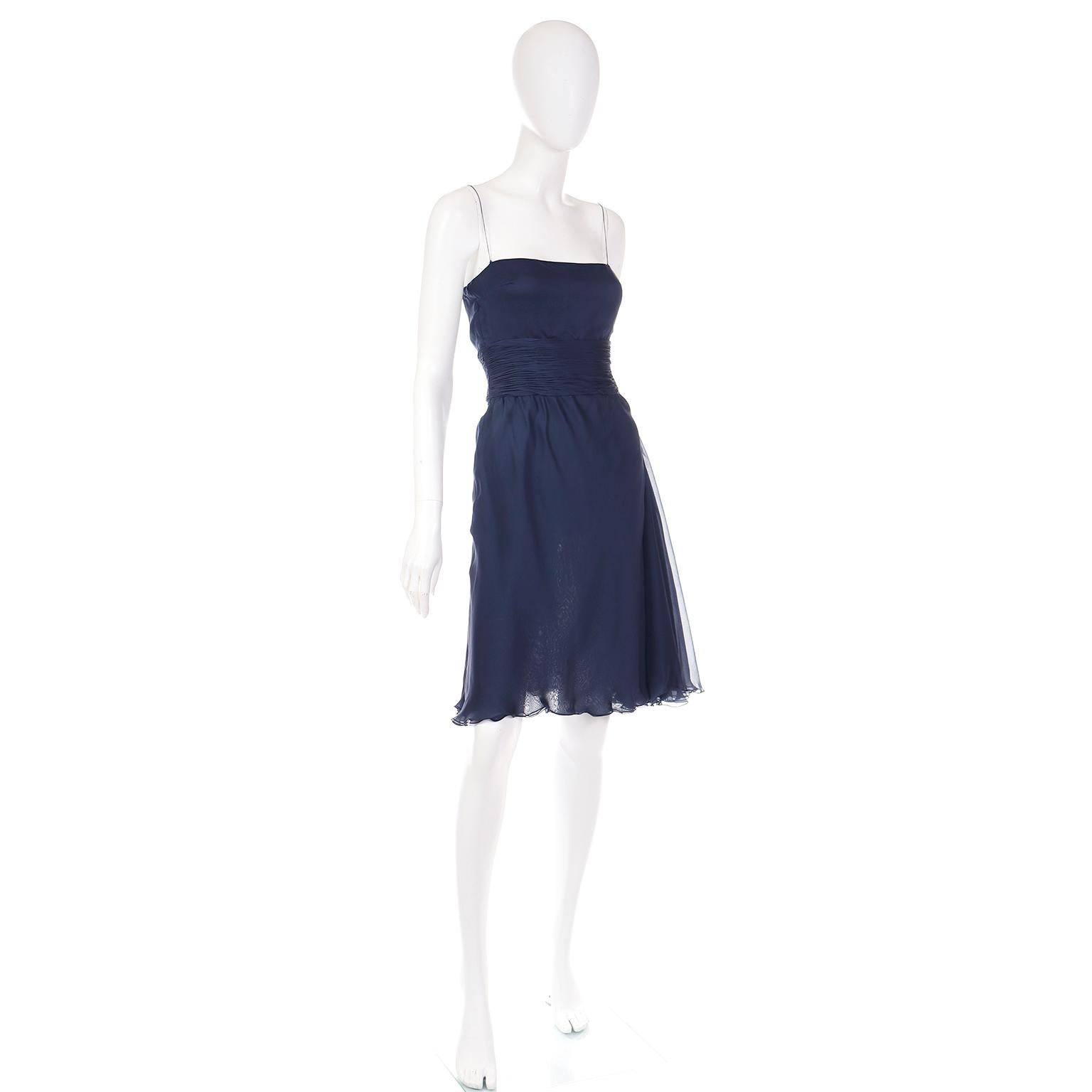Valentino Blue Silk Chiffon Evening Dress With Fly Away Panel For Sale 2