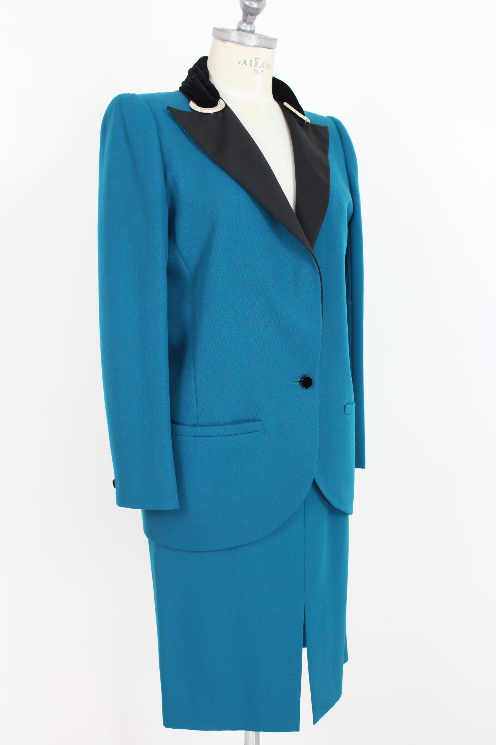 Valentino Boutique Blue Black Wool Velvet Swarosky Evening Skirt Suit In Excellent Condition In Brindisi, Bt