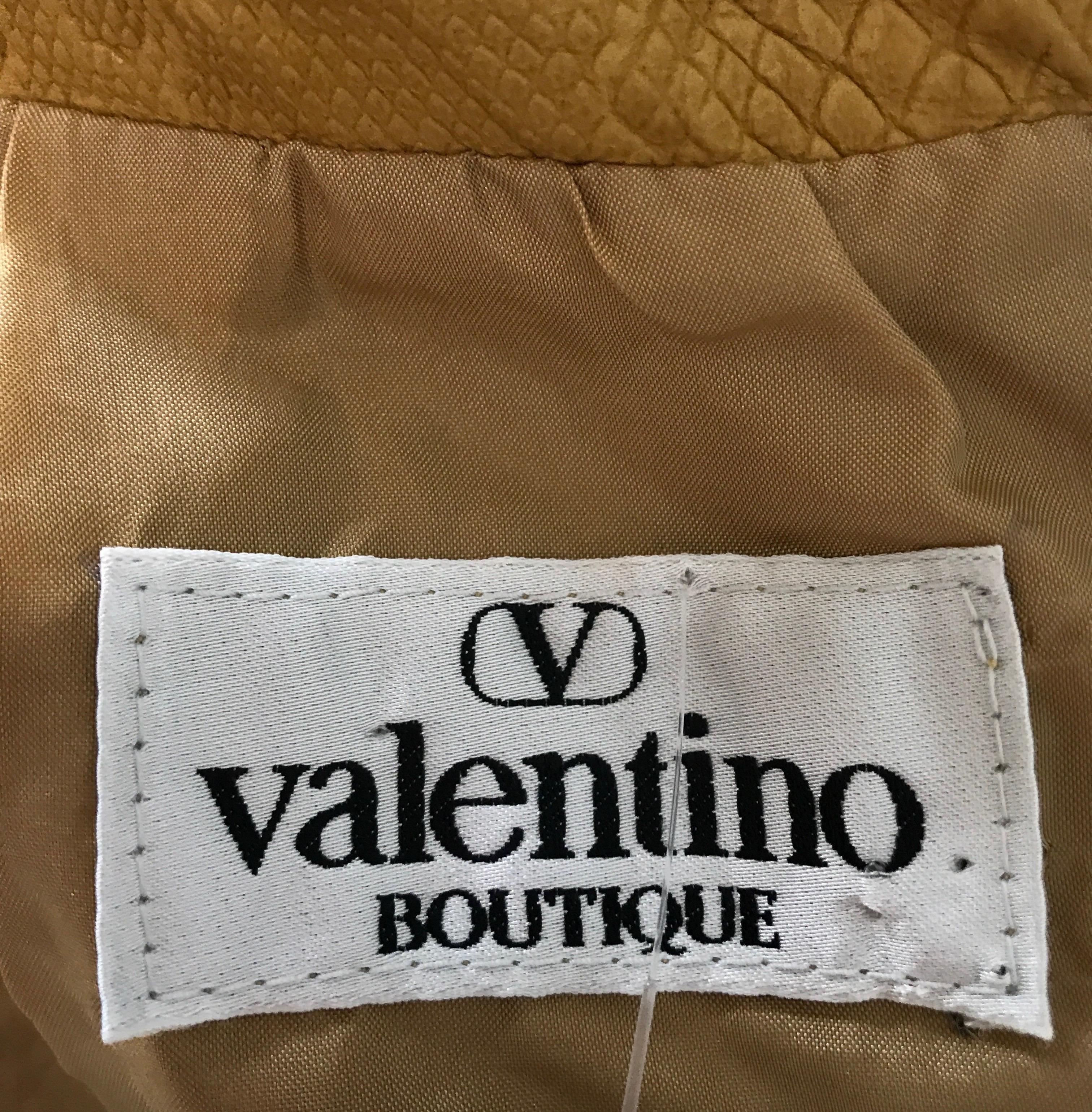Brown Valentino Boutique Camel Embossed leather skirt-4 For Sale