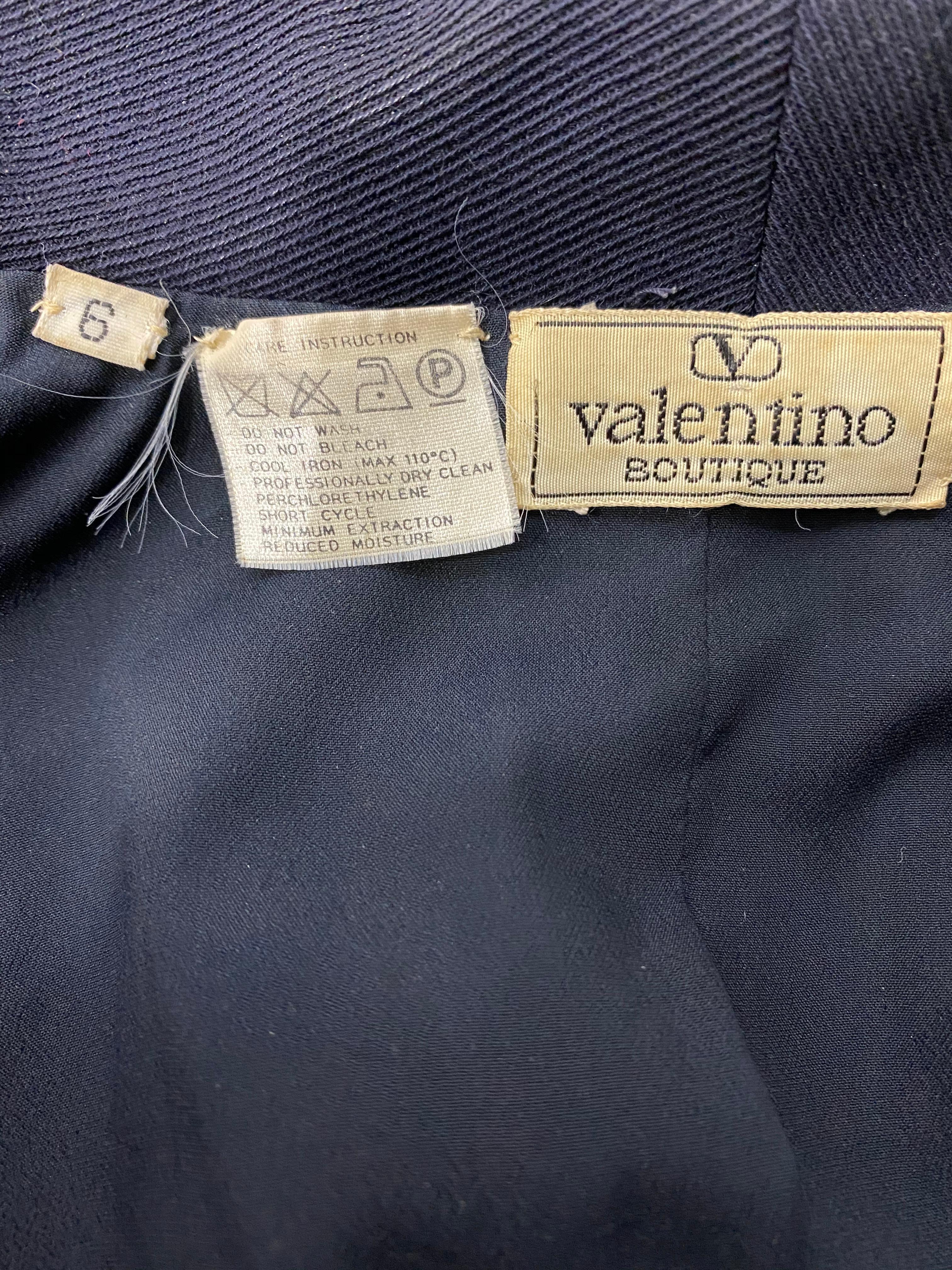 Valentino Boutique Navy Blazer Jacket Size 6 For Sale 8