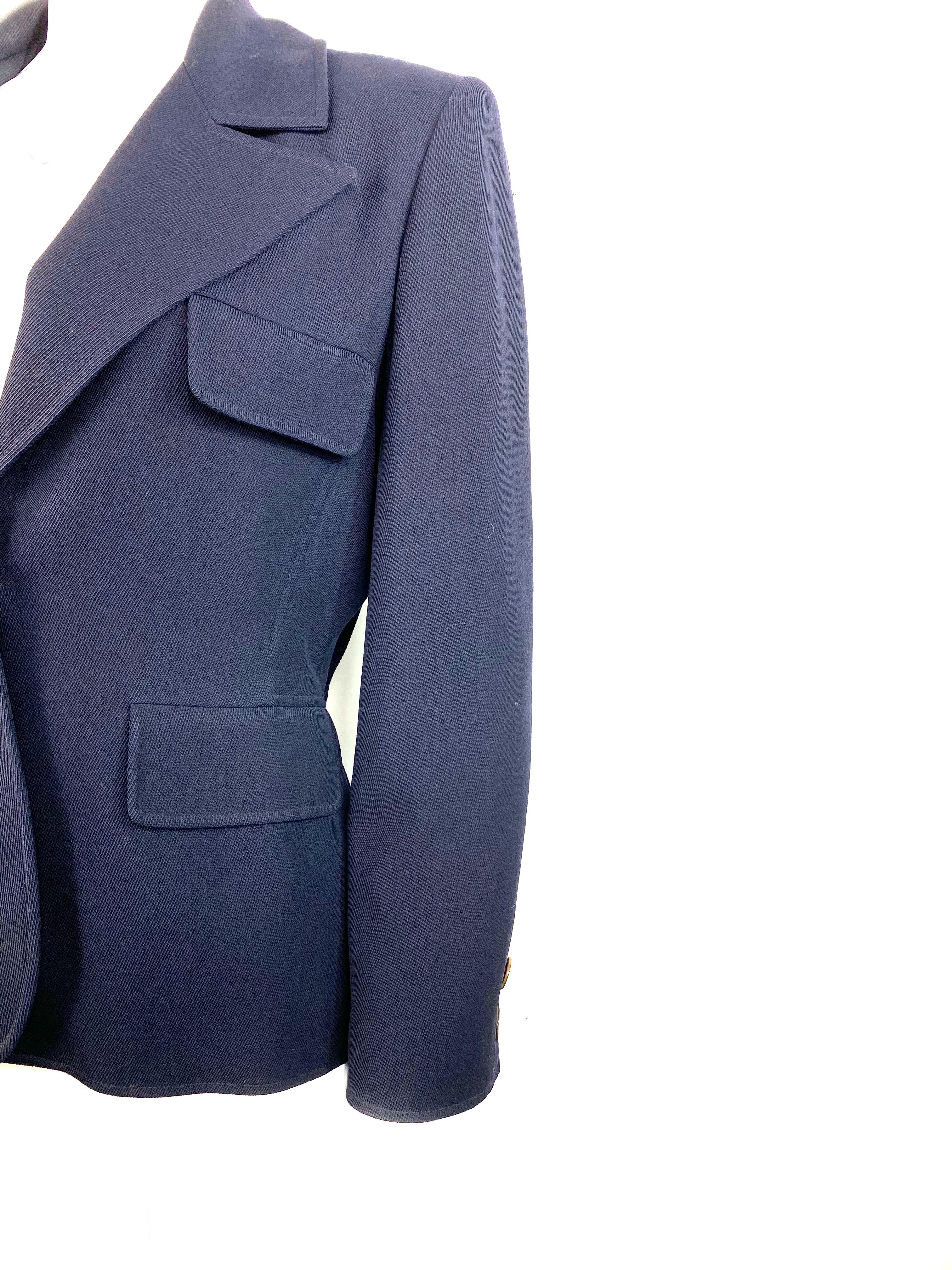 Valentino Boutique Navy Blazer Jacket Size 6 In Excellent Condition For Sale In Beverly Hills, CA