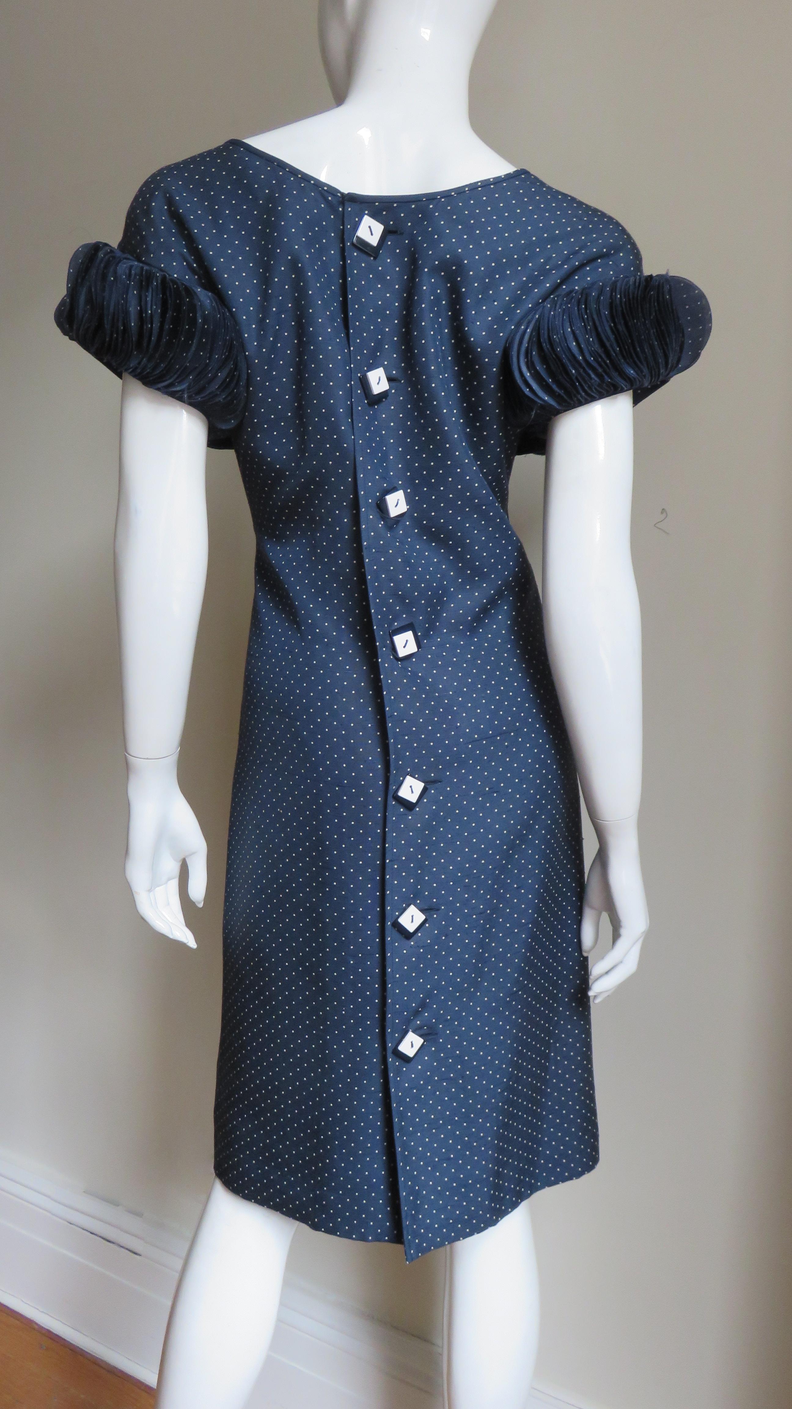 Valentino Boutique Silk Disc Sleeve Dress 1980s For Sale 9