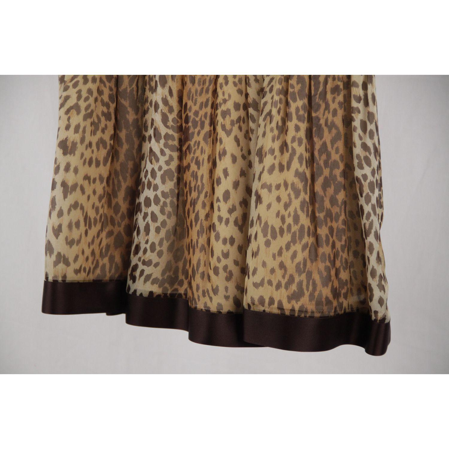 Valentino Boutique Vintage Animal Print Silky Peplum Skirt A Line Size 6 In Excellent Condition In Rome, Rome