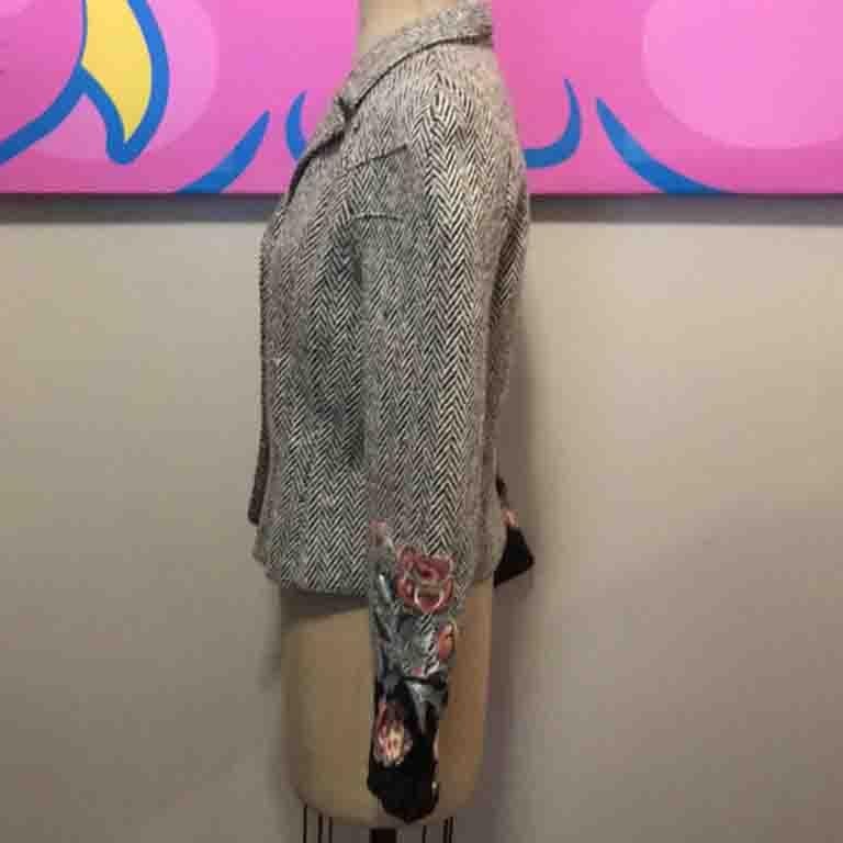 Valentino Boutique Vintage Wool Embroidered Jacket For Sale 1