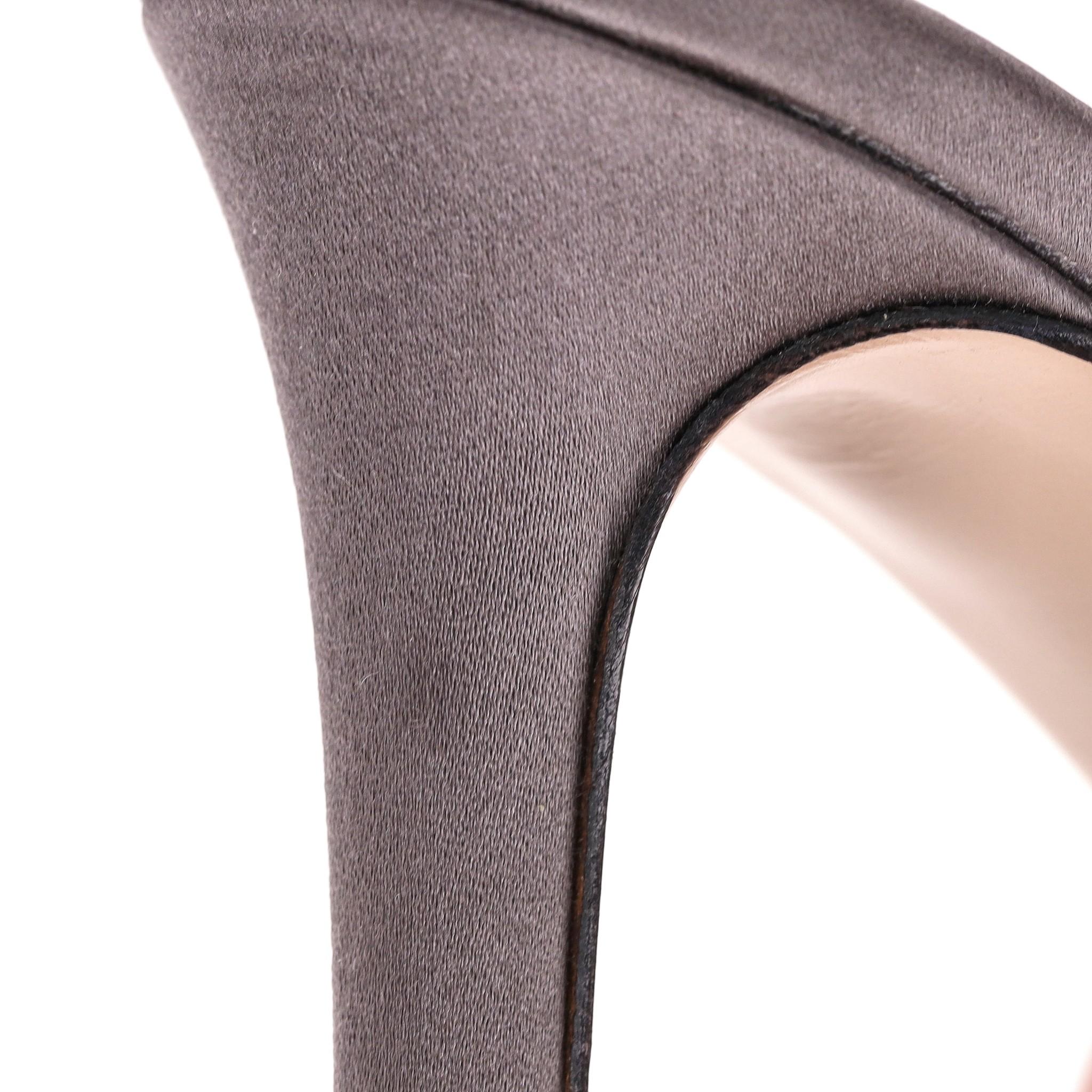 Valentino Bow Detail Crystal Sandals For Sale 3