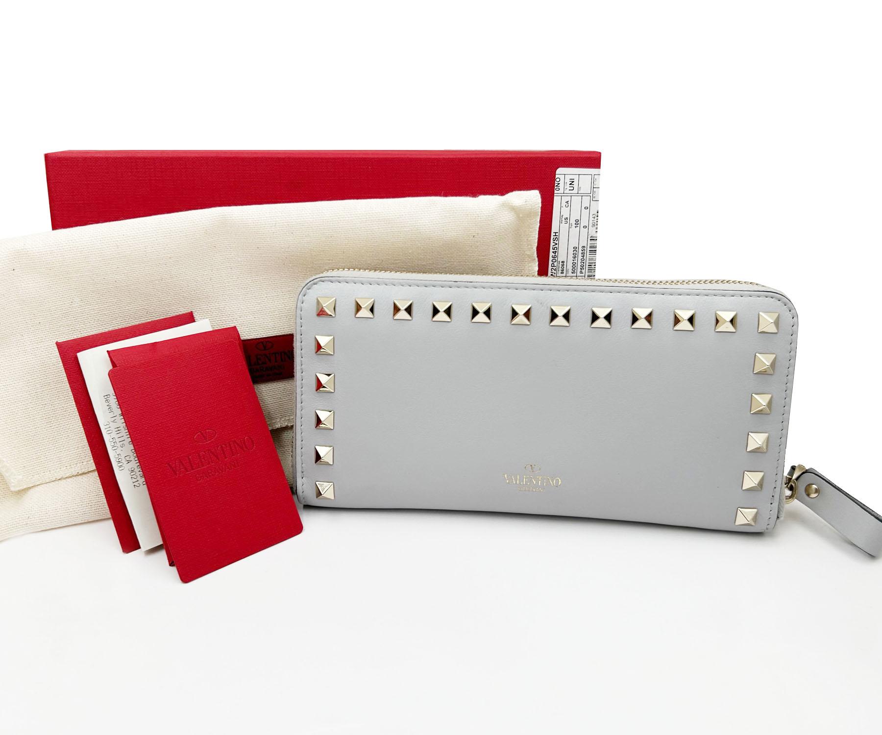 Gray Valentino Brand New Grey Continental Rockstud Zipped Long Wallet For Sale