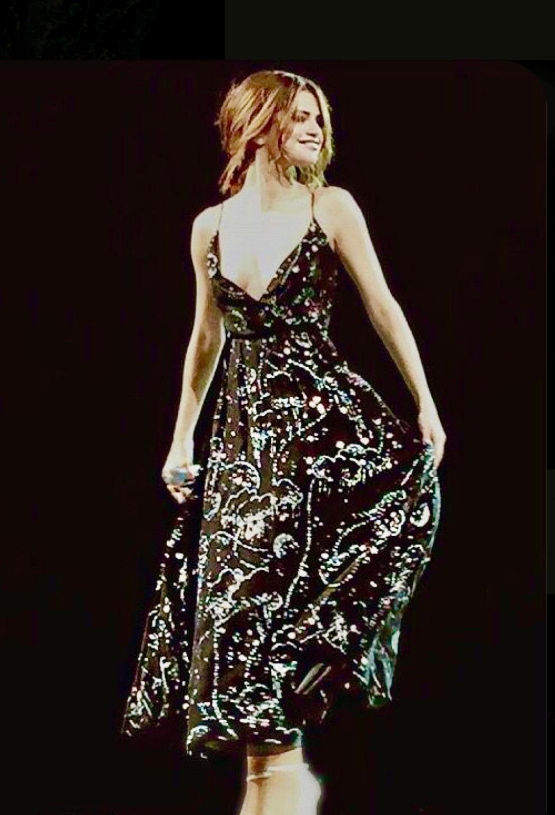 UNWORN  Breathtaking VALENTINO Black Glitter-Embellished Silk Dress Gown 42 For Sale 10